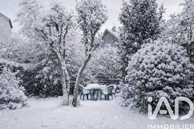 Maison - 175 m² - 7 pièces