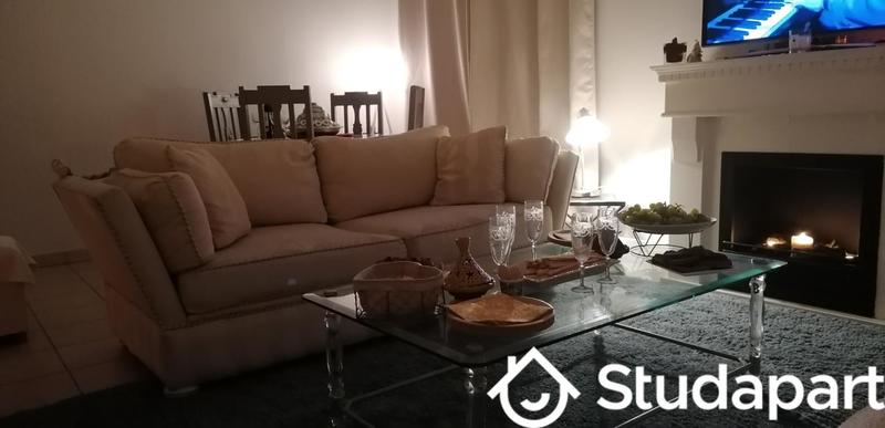 Chambre - 15 m² - 1 pièce