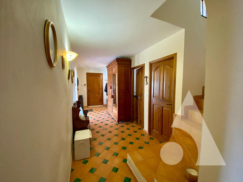 Maison - 161 m² - 6 pièces