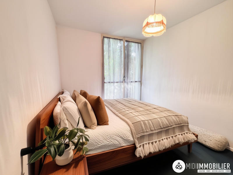 Appartement - 90 m² - 4 pièces