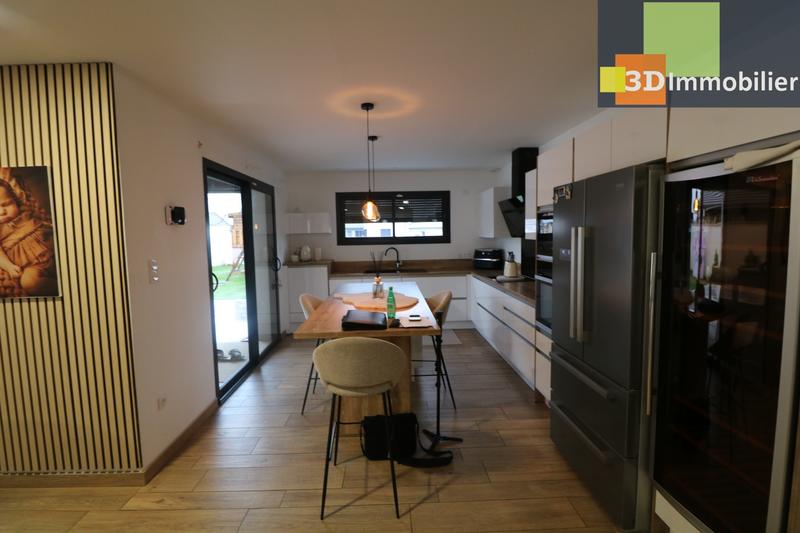 Maison - 143 m² - 6 pièces