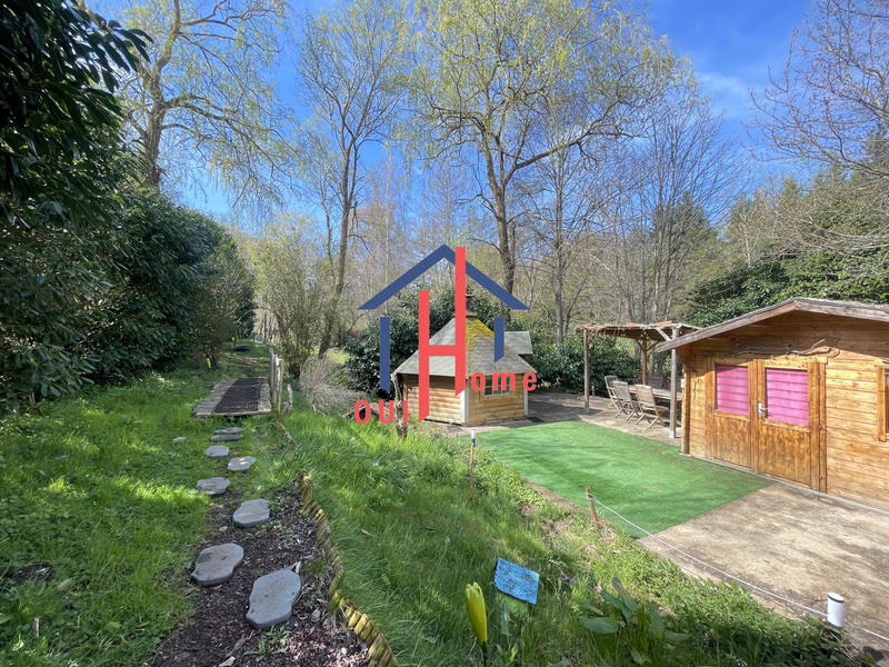 Maison ancienne - 312 m² - 8 pièces