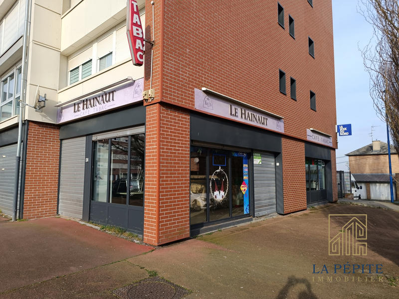 Local commercial - 192 m² - 2 pièces