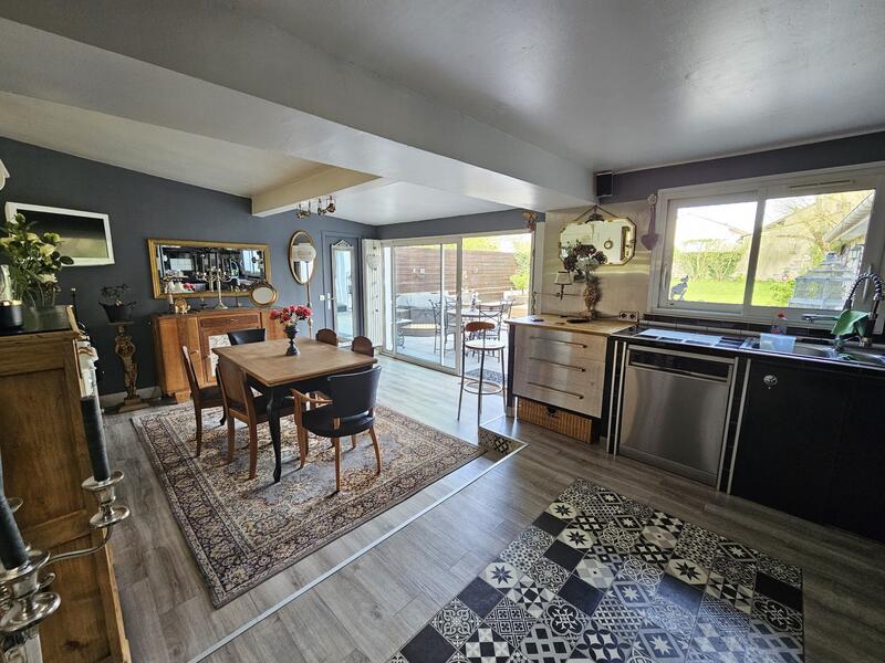 Maison - 158 m² - 6 pièces