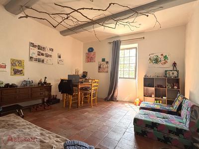 Maison en pierre - 205 m² - 8 pièces