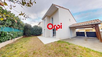 Maison - 102 m² - 5 pièces