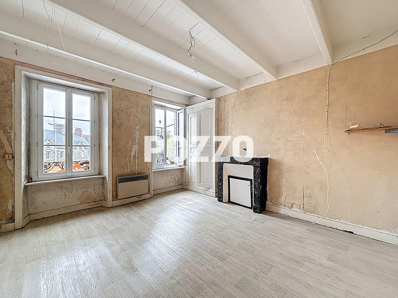 Maison - 121 m² - 5 pièces