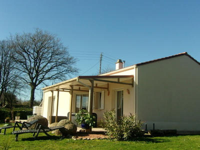 Maison - 102 m² - 4 pièces