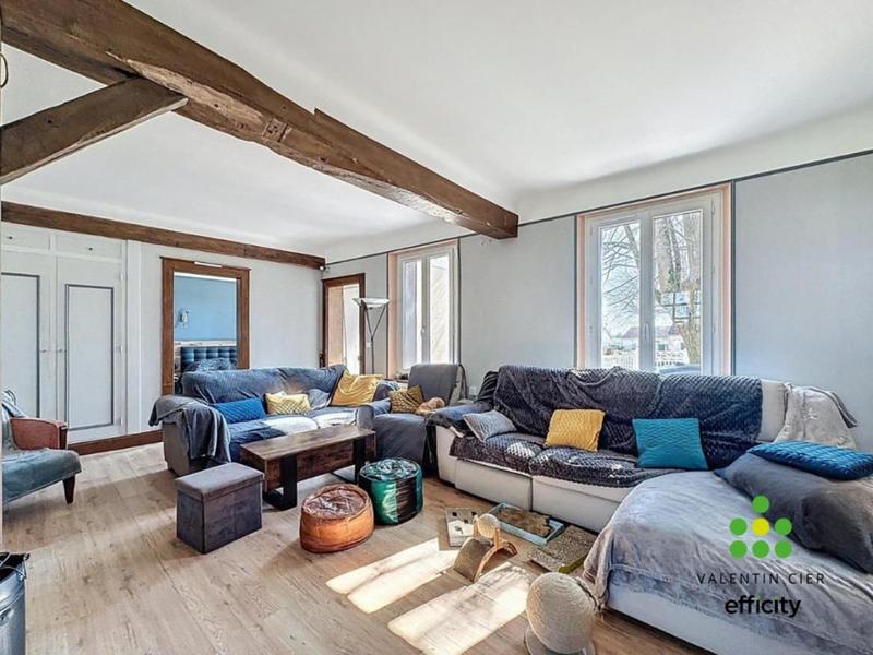 Maison - 140 m² - 7 pièces