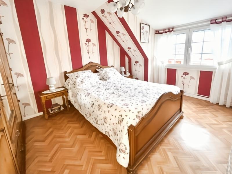 Maison - 106 m² - 5 pièces