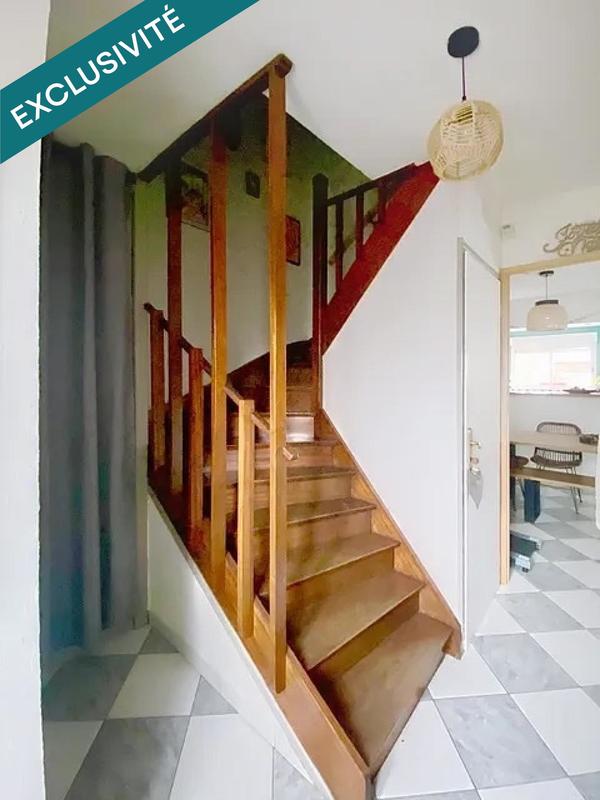 Maison - 90 m² - 5 pièces