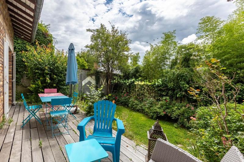 Maison - 190 m² - 8 pièces