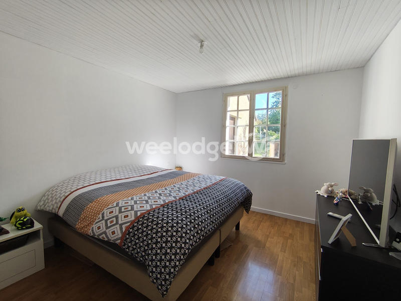 Maison - 122 m² - 7 pièces