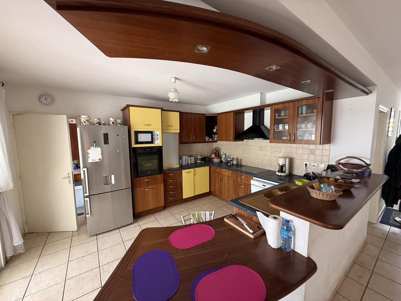 Maison - 181 m² - 1 pièce