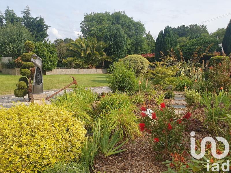 Maison - 480 m² - 12 pièces