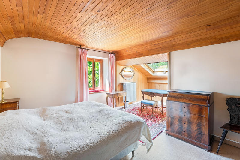 Maison - 197 m² - 7 pièces