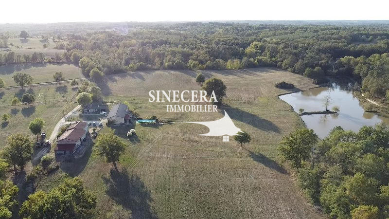 Maison - 340 m² - 5 pièces