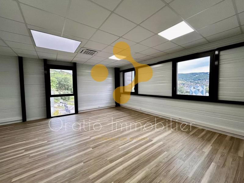 Bureau - 50 m² - 1 pièce