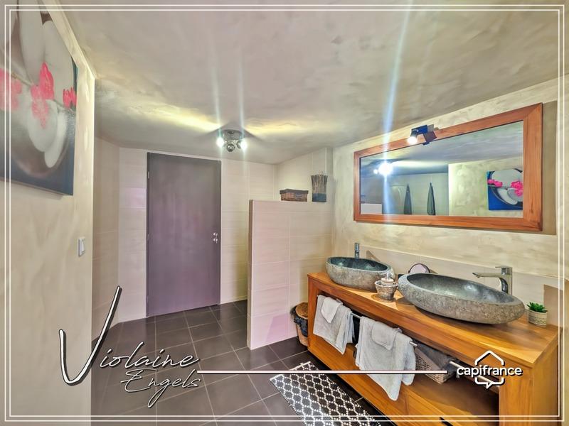 Propriété - 547 m² - 15 pièces