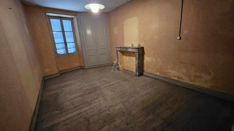 Maison - 190 m² - 7 pièces