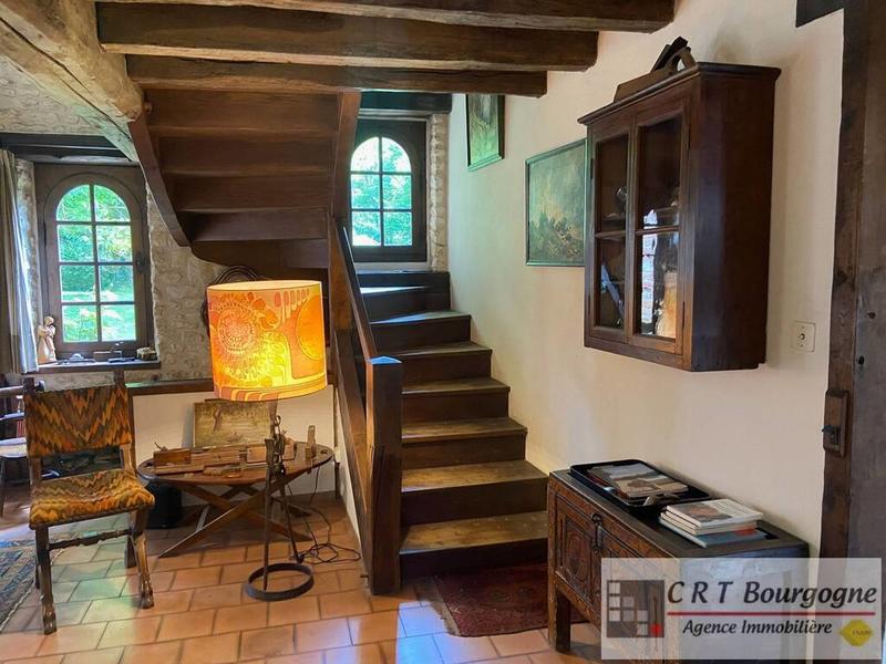 Maison - 250 m² - 9 pièces