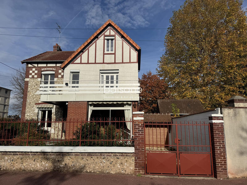 Maison - 122 m² - 6 pièces