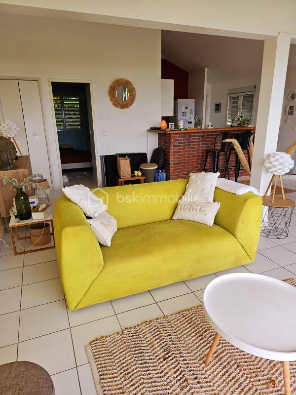 Demeure - 254 m² - 8 pièces