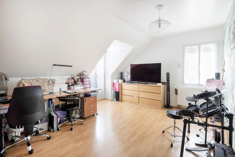 Maison - 127 m² - 6 pièces