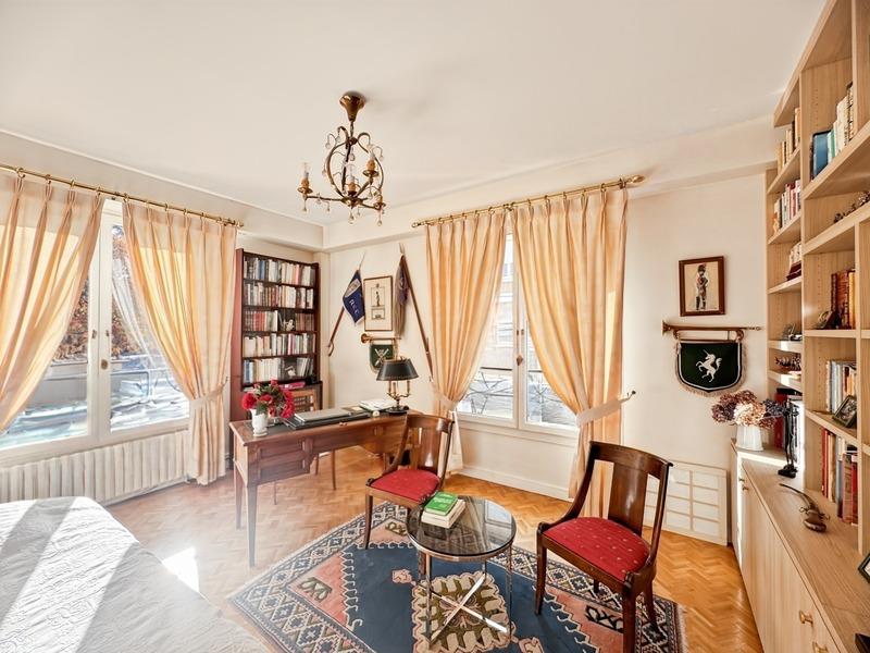 Appartement bourgeois - 130 m² - 5 pièces