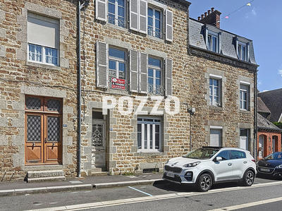 Maison - 157 m² - 8 pièces