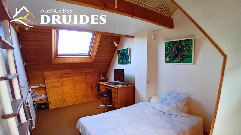 Maison - 95 m² - 5 pièces