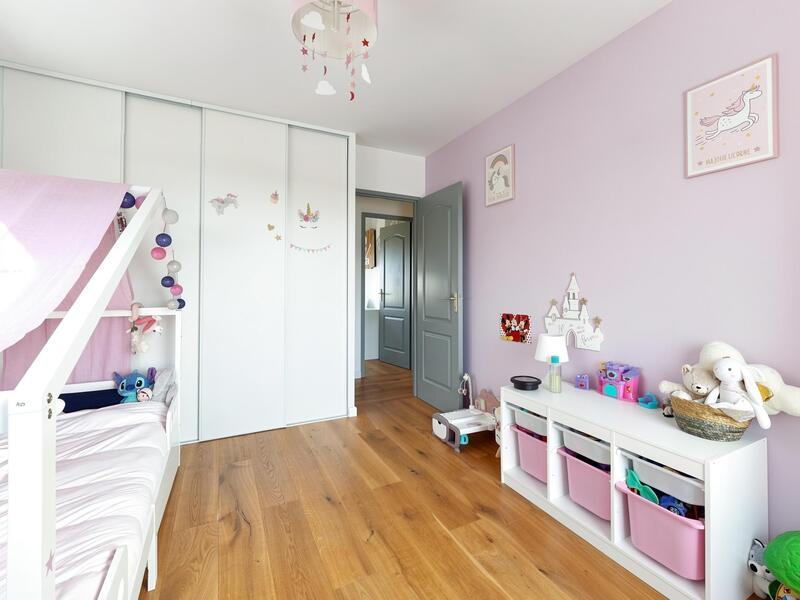 Maison - 95 m² - 4 pièces