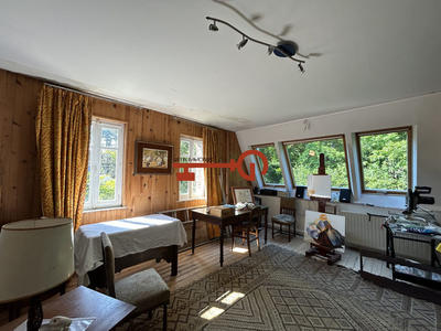 Villa - 270 m² - 8 pièces