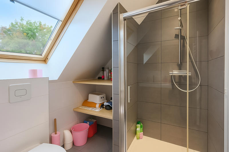 Maison - 162 m² - 8 pièces