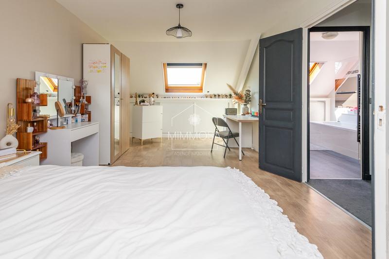 Maison - 170 m² - 7 pièces