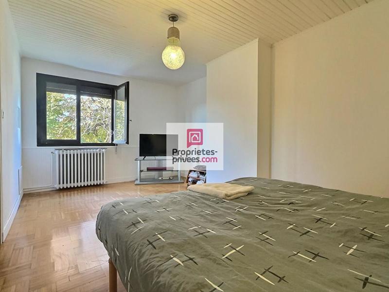 Maison - 177 m² - 6 pièces