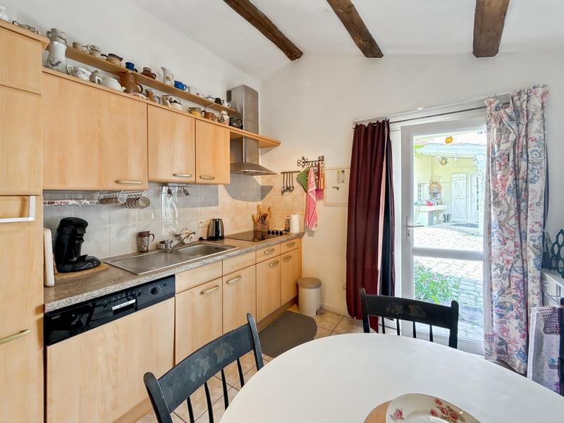 Maison - 312 m² - 7 pièces