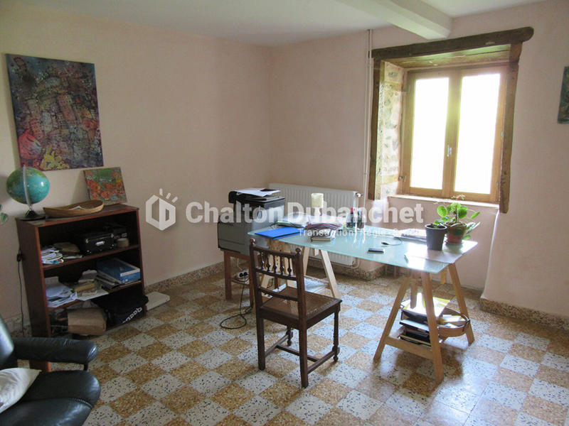 Corps de ferme - 250 m² - 8 pièces