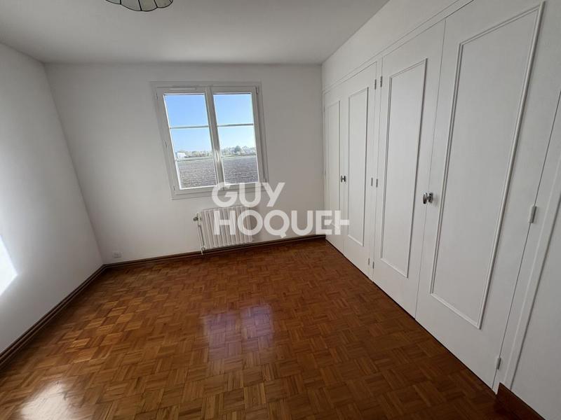 Maison - 193 m² - 6 pièces