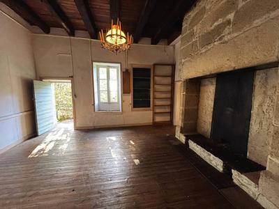 Maison - 180 m² - 7 pièces