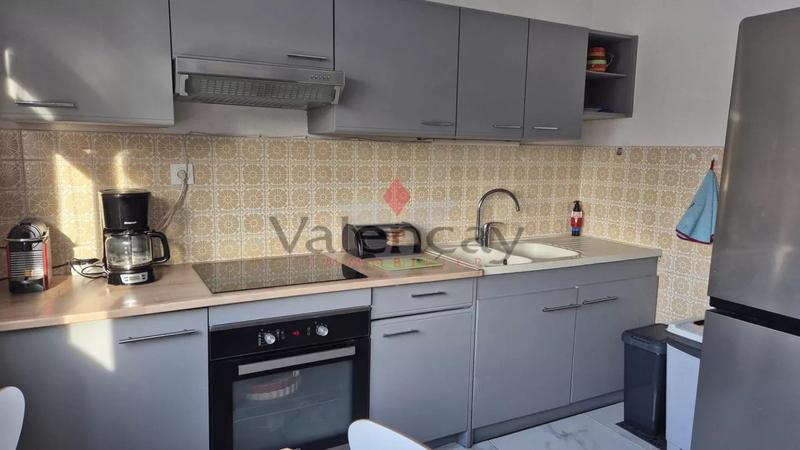 Appartement - 98 m² - 4 pièces