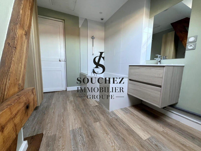 Maison - 182 m² - 6 pièces