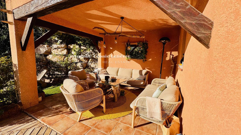 Villa - 140 m² - 5 pièces