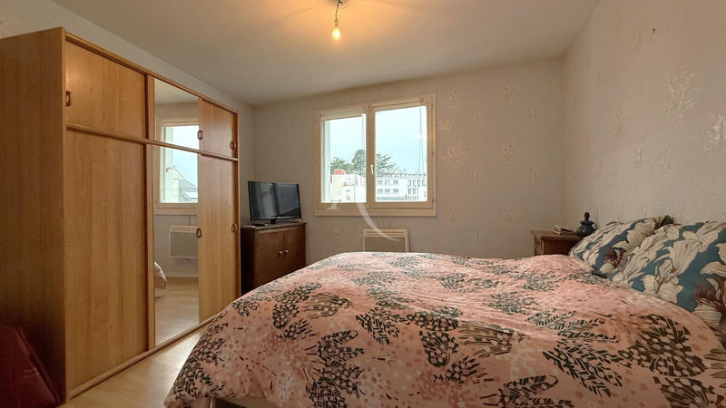 Appartement - 80 m² - 3 pièces