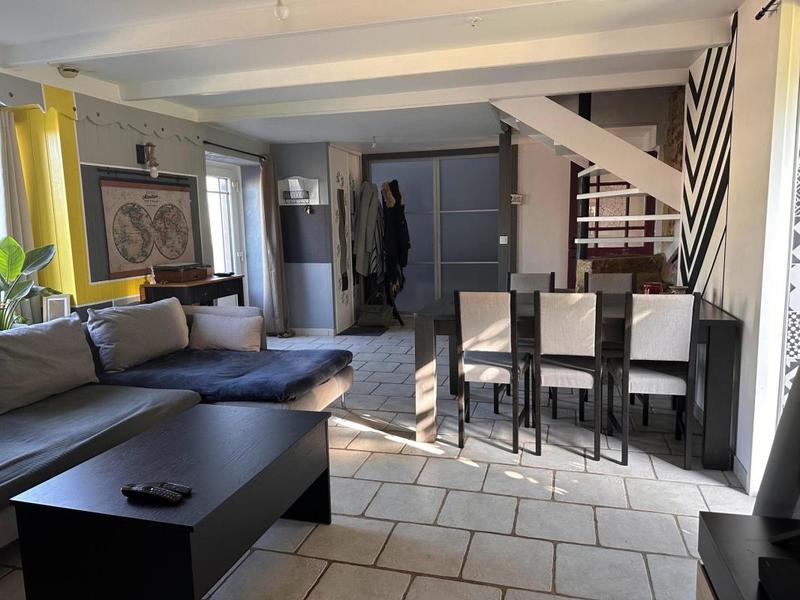 Maison en pierre - 124 m² - 6 pièces