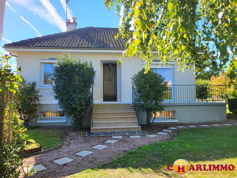 Maison traditionnelle - 134 m² - 5 pièces