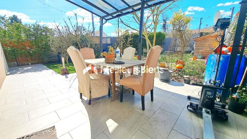 Maison - 106 m² - 6 pièces