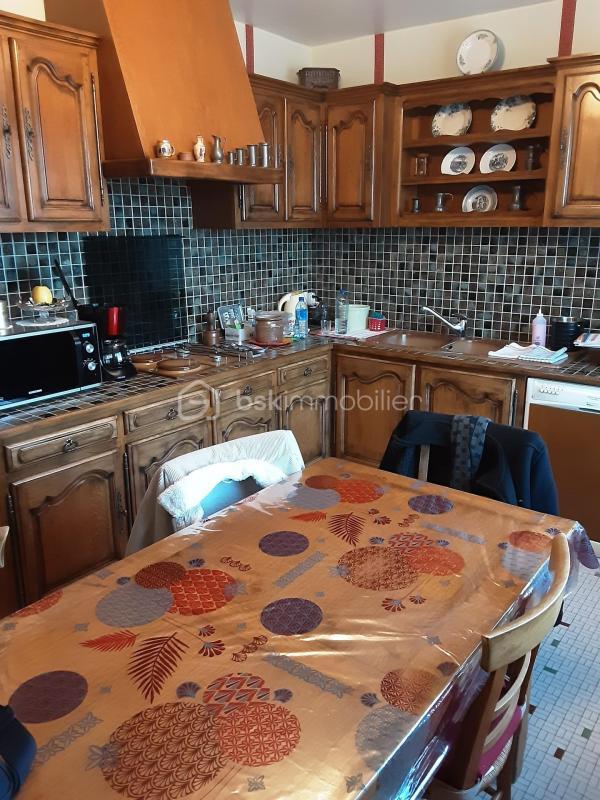 Maison traditionnelle - 124 m² - 7 pièces