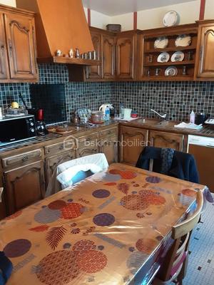 Maison traditionnelle - 124 m² - 7 pièces