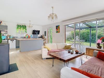 Maison contemporaine - 89 m² - 4 pièces